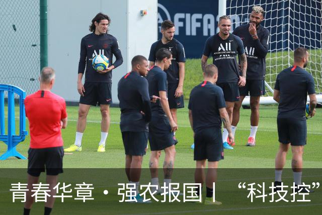 青春华章·强农报国丨“科技控” 朋友圈大公开！看新农人如何玩转农业黑科技